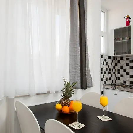 Petra Apartamento Split