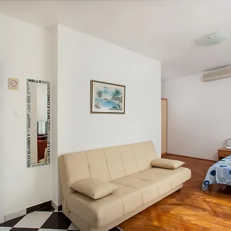 Apartment Petra *